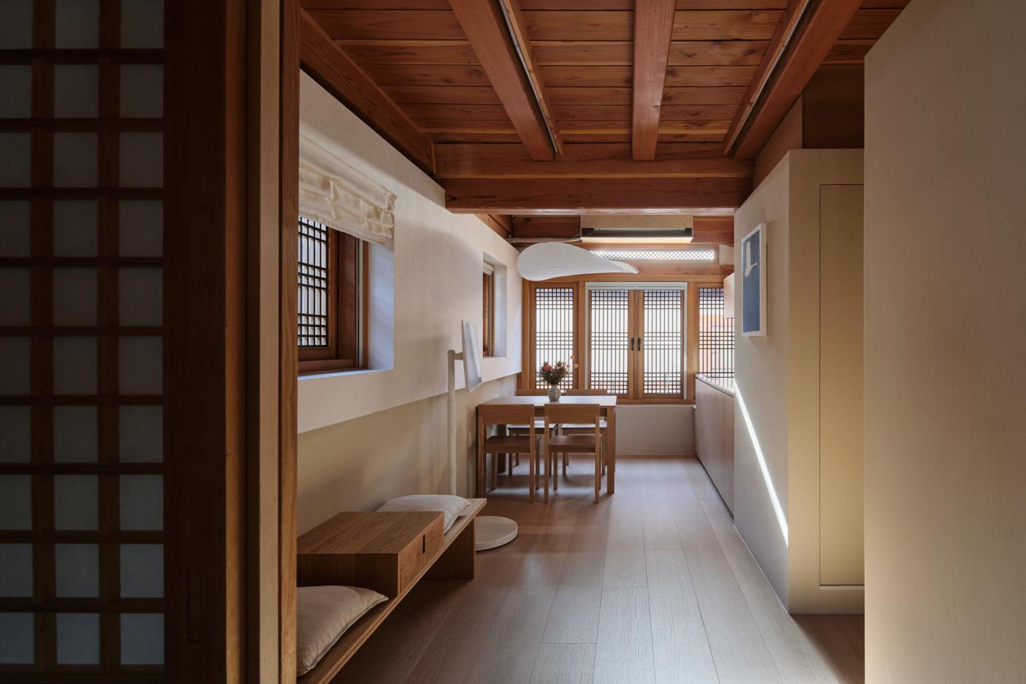 The Korean Traditional Hanok In Downtown Seoul For Convenient Public Transportation - Seoul Ari Luaran gambar